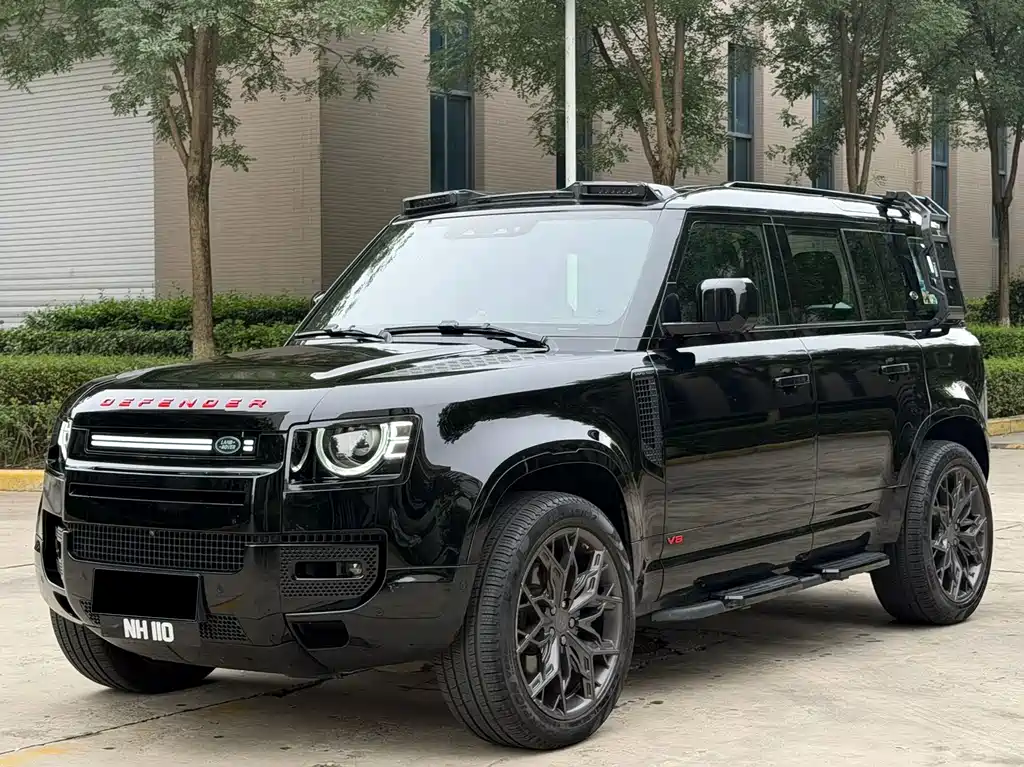 Land Rover Defender — миниатюра 2