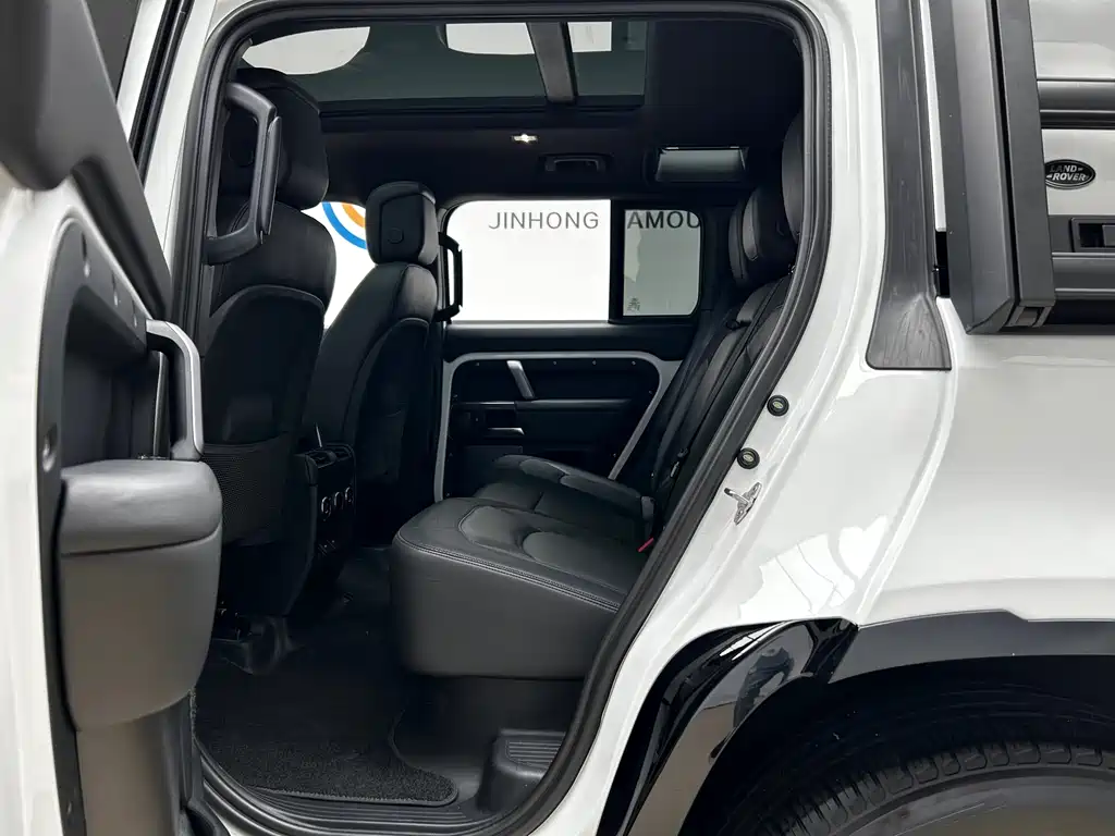 Land Rover Defender — миниатюра 14
