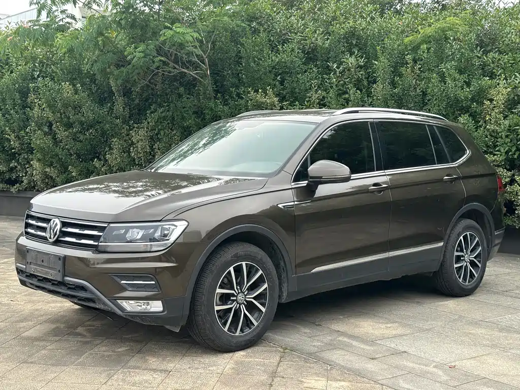 Купить Volkswagen Tiguan L
