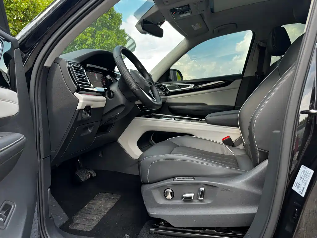 Volkswagen Teramont — миниатюра 4