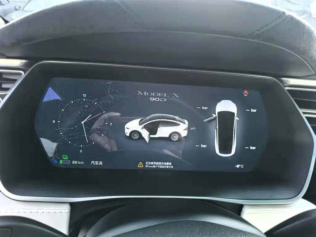 TESLA MODEL X
