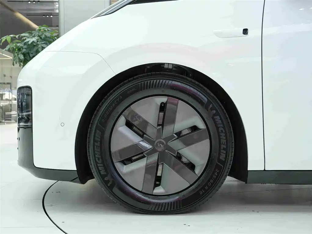 Li Auto Li MEGA — миниатюра 24