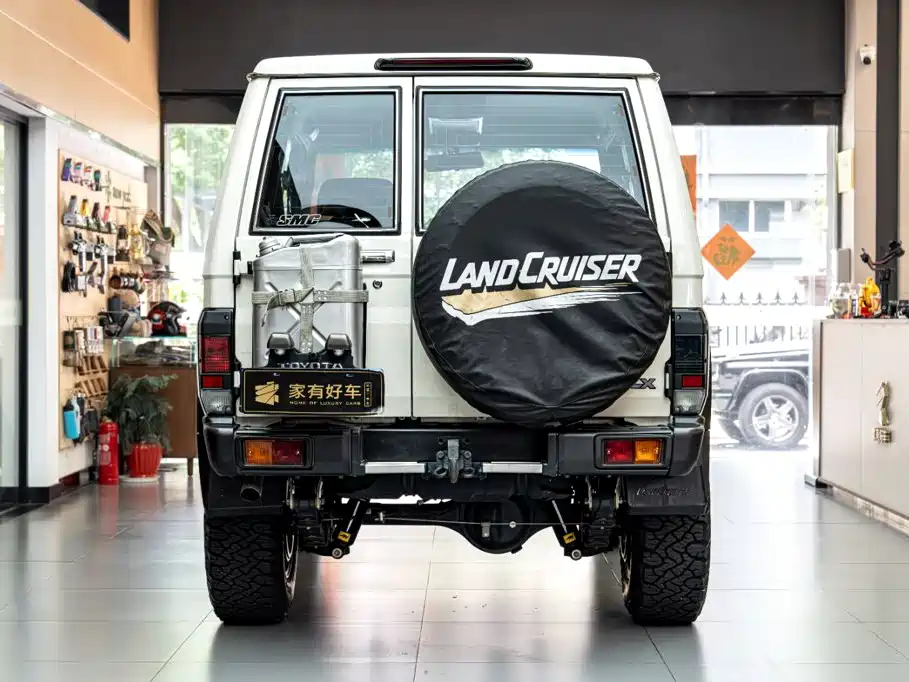 Toyota Land Cruiser — миниатюра 5