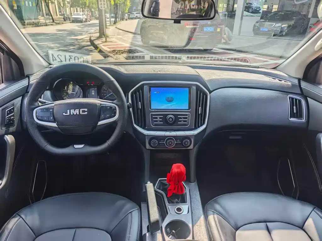 JMC Yuhu 7 — миниатюра 6
