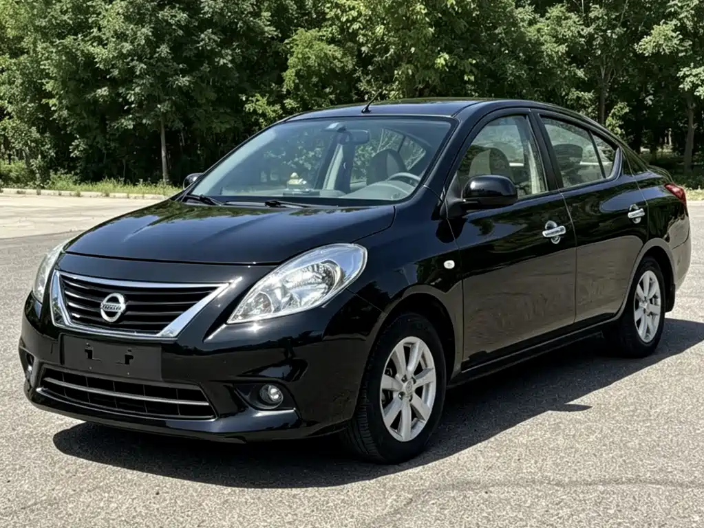 Nissan Sunny 2012