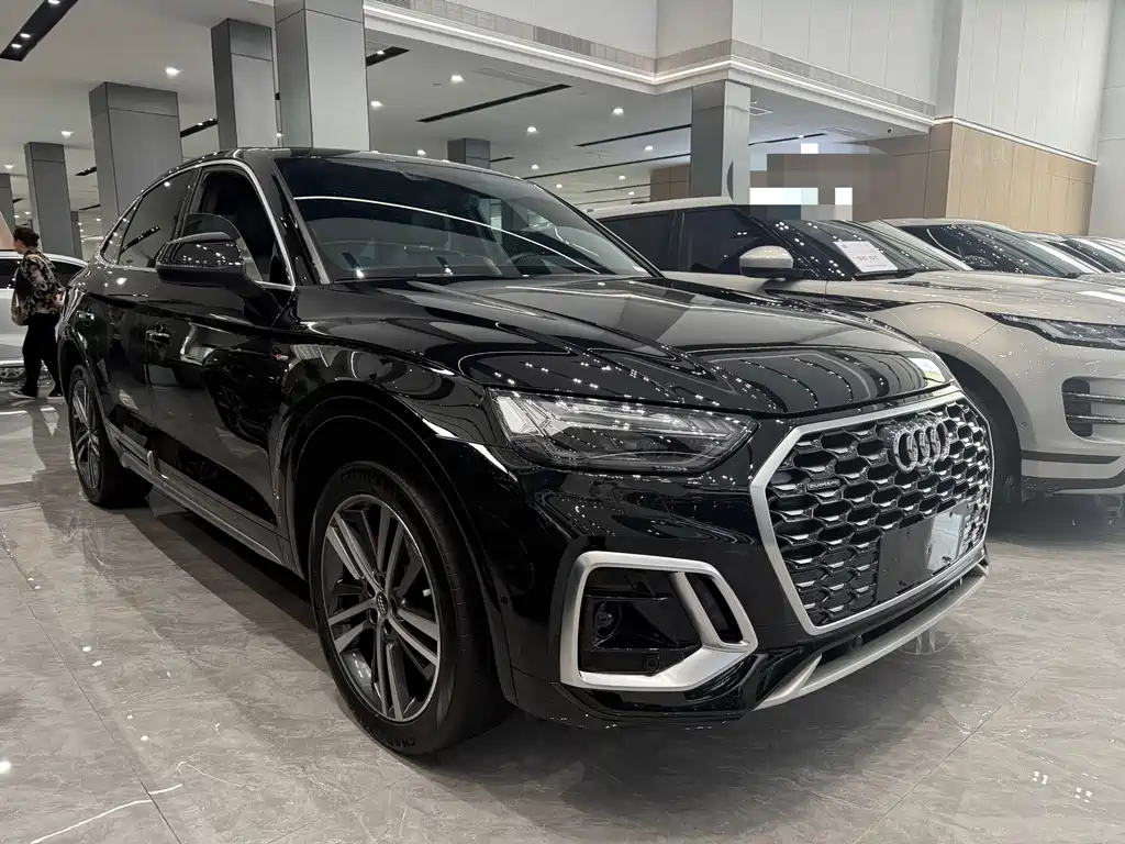 Audi Q5L Sportback — миниатюра 3