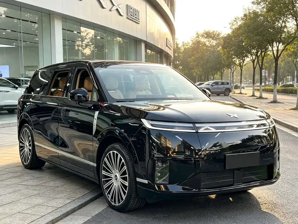 XPeng 小鹏GX — миниатюра 3