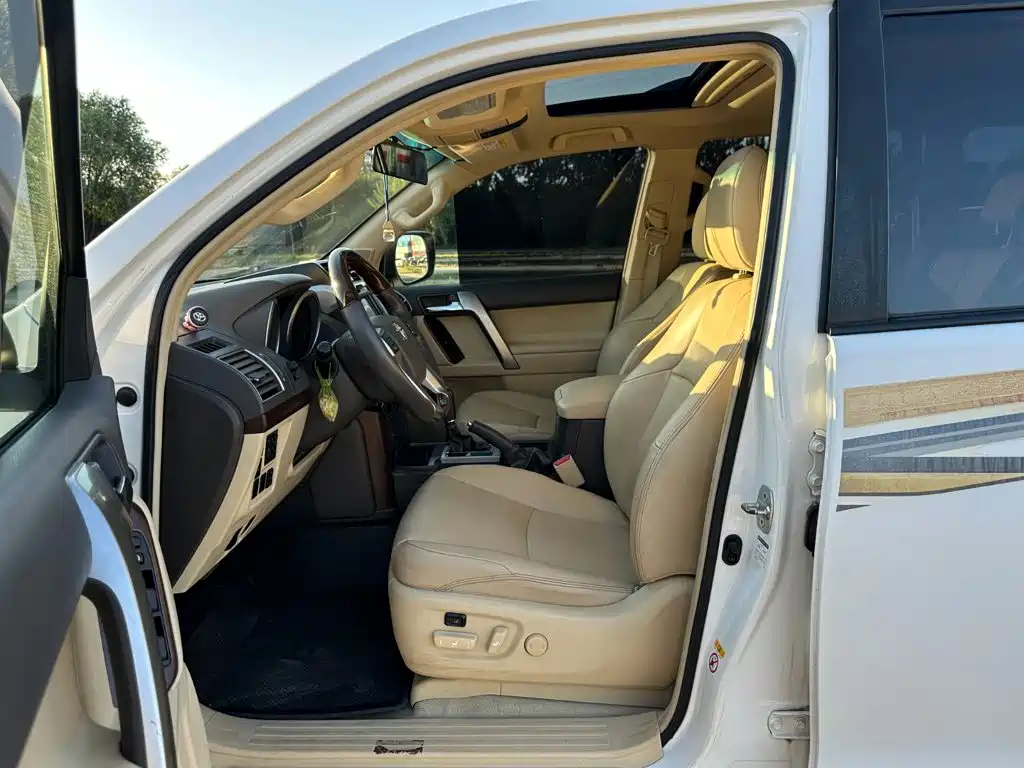 Toyota Prado — миниатюра 9