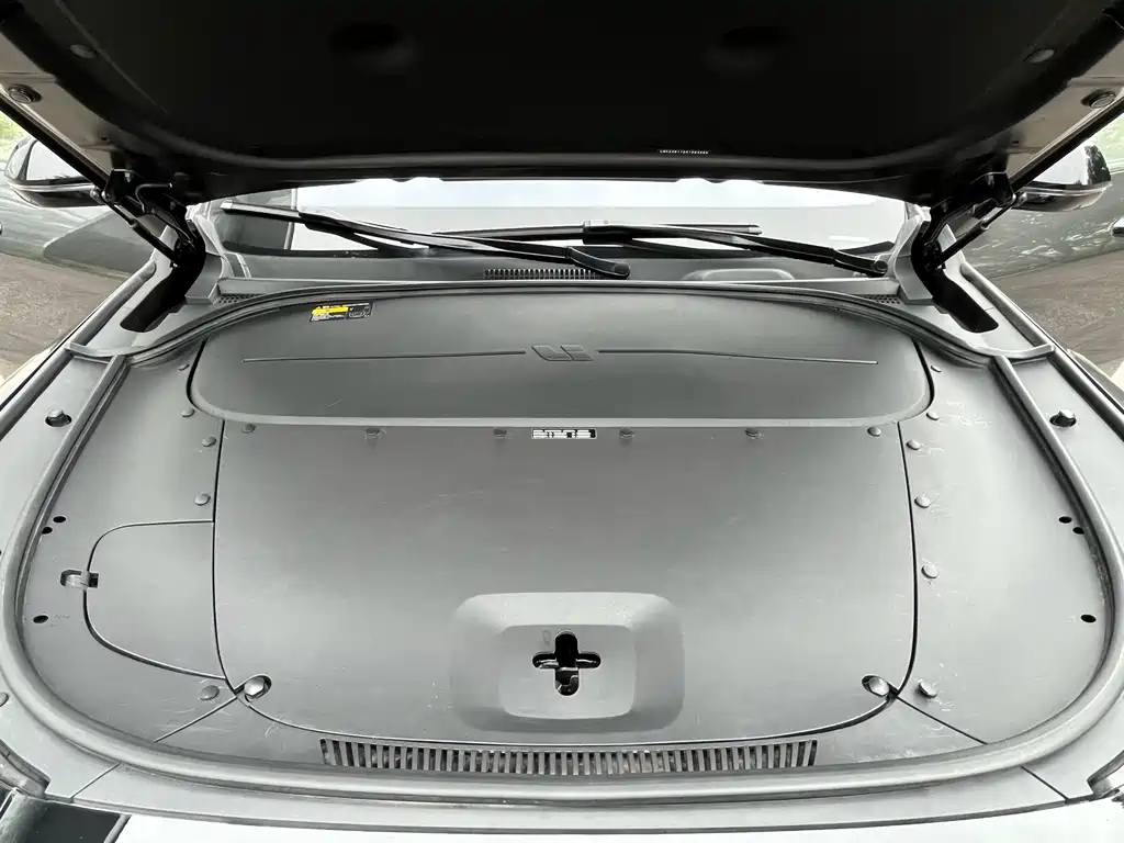 Li Auto Li ONE — миниатюра 21