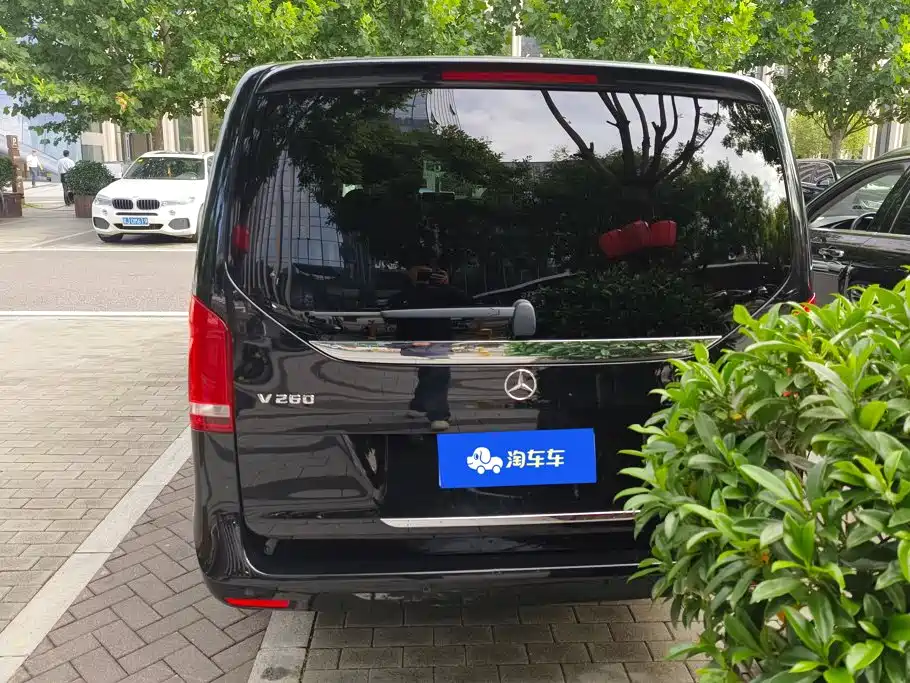 Mercedes-Benz V-Class — миниатюра 4