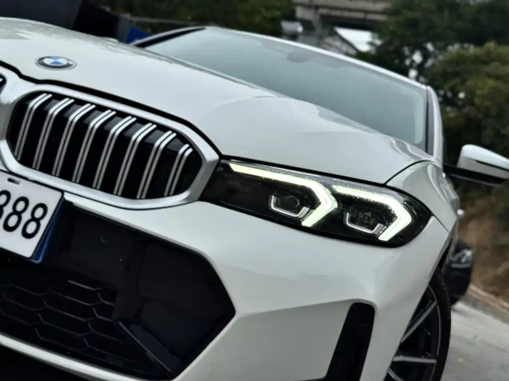 BMW 3 Series — миниатюра 11