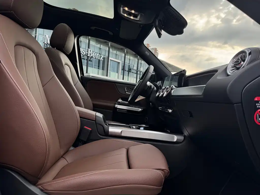 Mercedes-Benz EQB — миниатюра 15