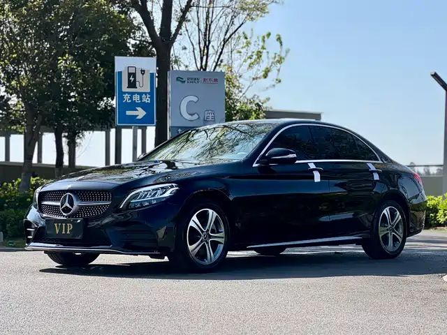MERCEDES-BENZ C CLASS