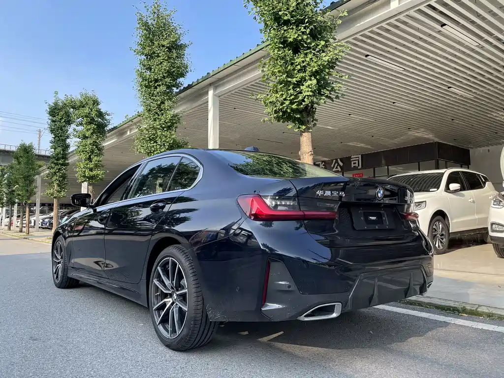 BMW 3 Series — миниатюра 11