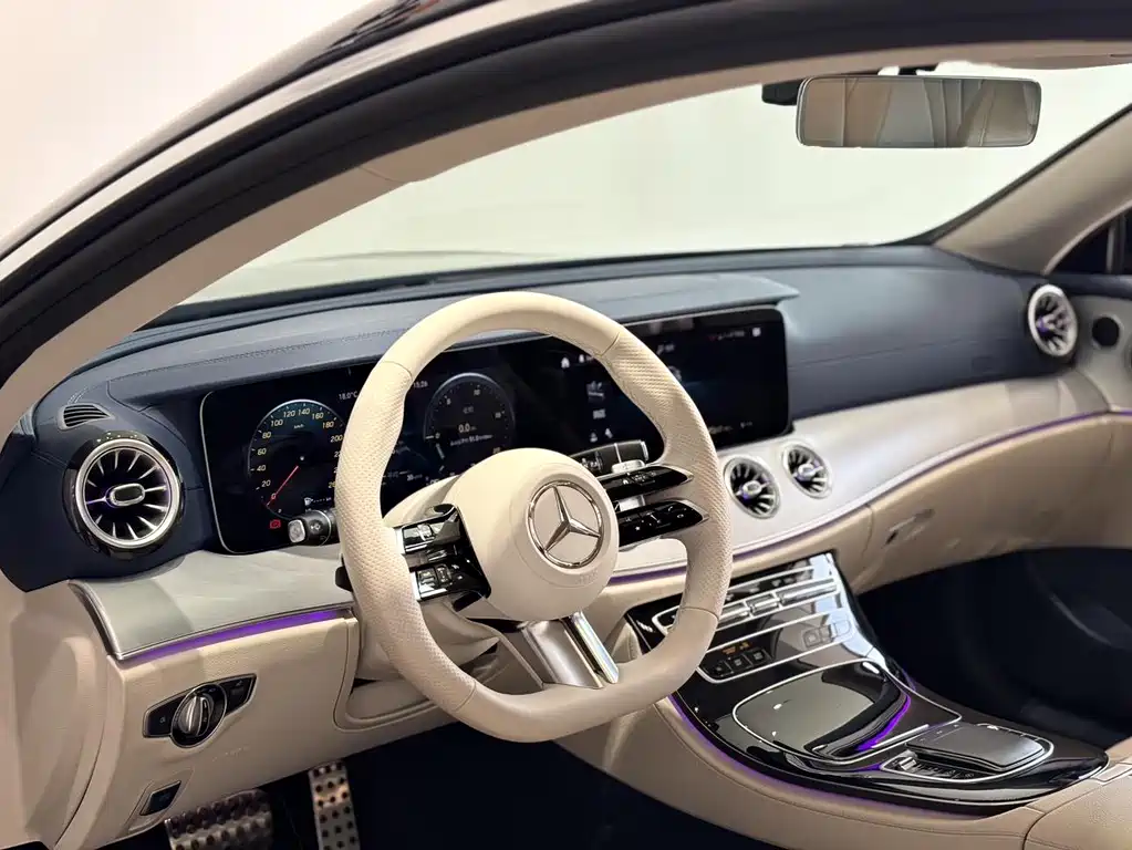 MERCEDES-BENZ E CLASS