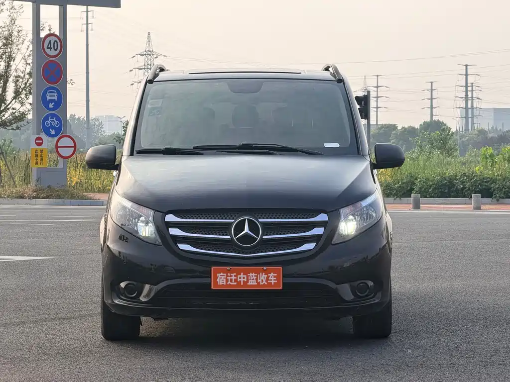 Mercedes-Benz Vito — миниатюра 2
