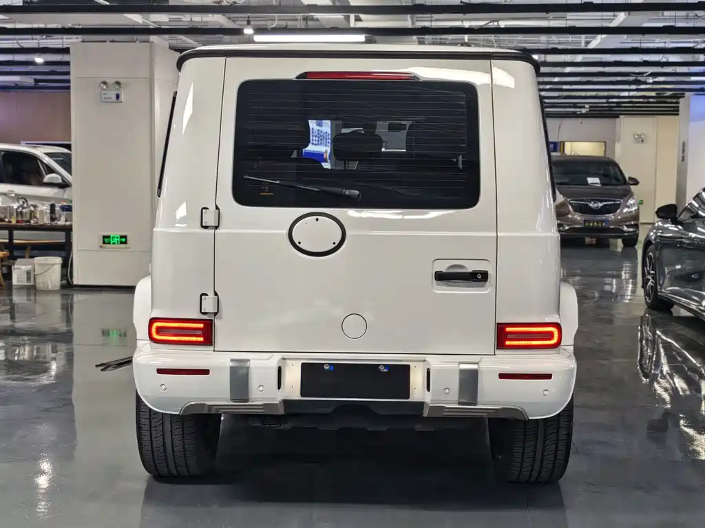 Mercedes-Benz G-Class — миниатюра 11