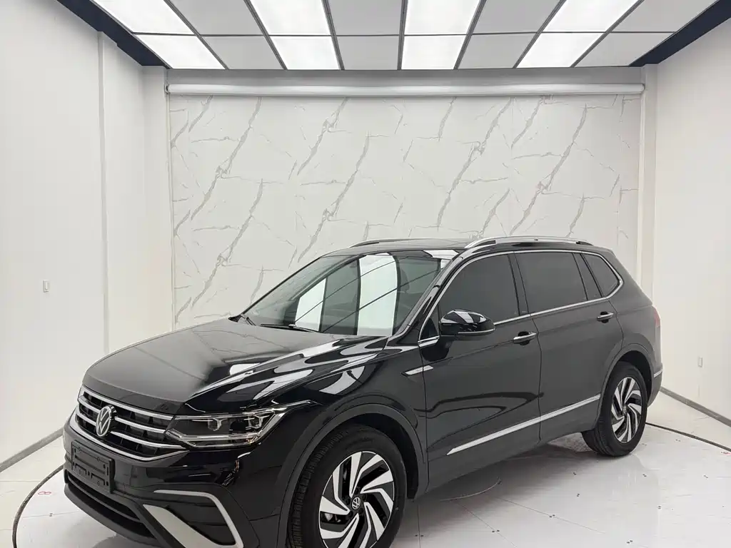 Volkswagen Tiguan L 2023