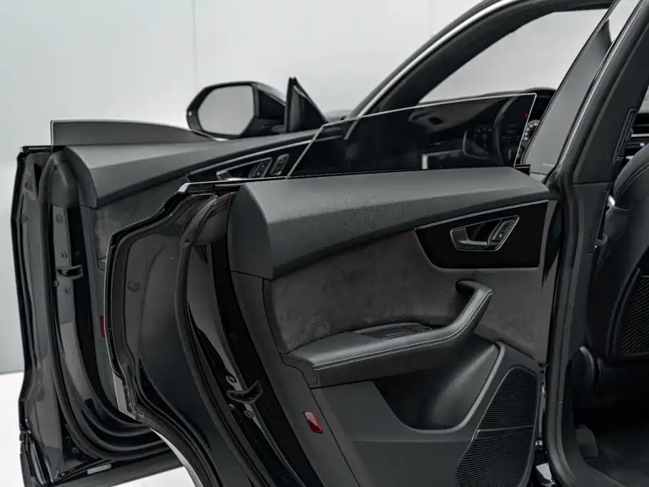 Audi Q8 — миниатюра 42
