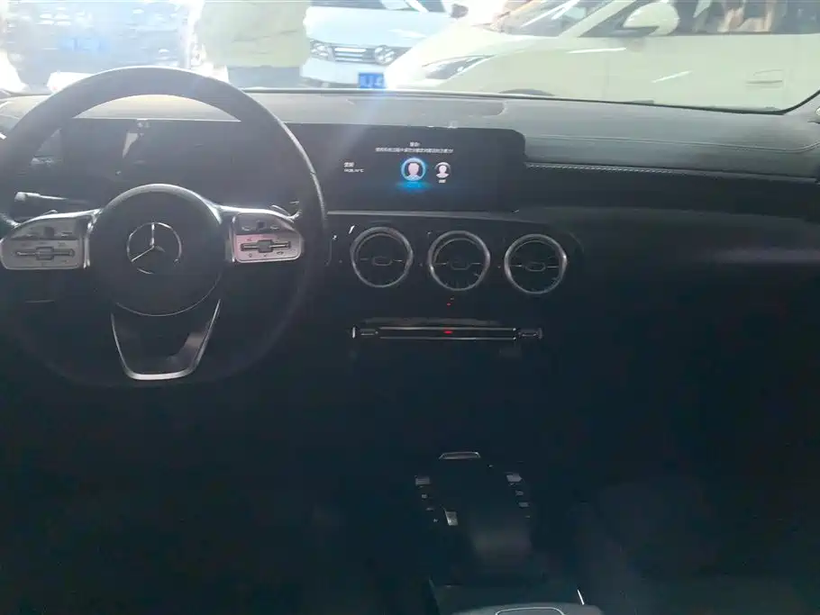 MERCEDES-BENZ A CLASS