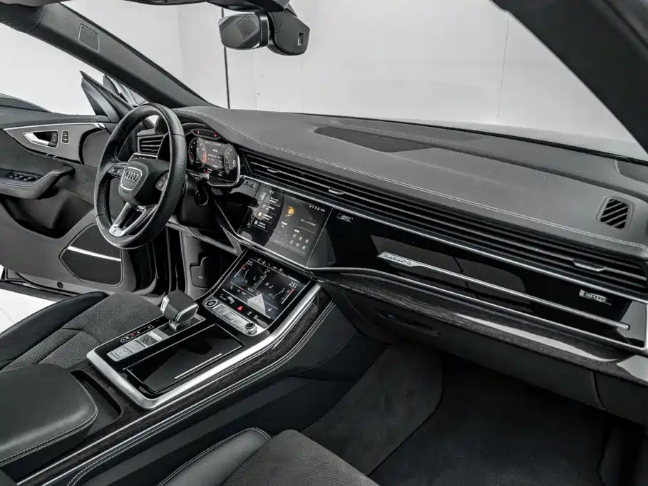 Audi Q8 — миниатюра 23