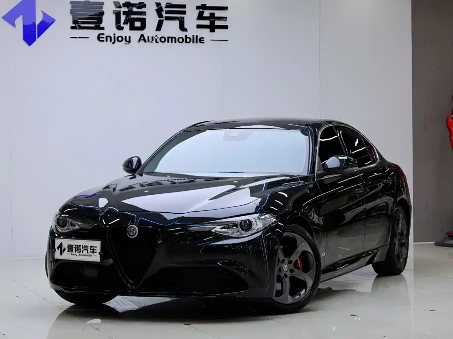 Alfa Romeo Giulia — миниатюра 9