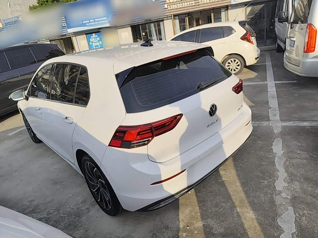 Volkswagen Golf 1.4 л 2021 г. Белый, пробег 48000 км