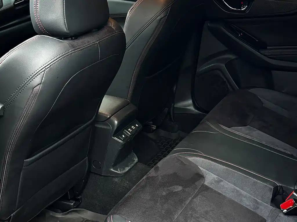Subaru WRX — миниатюра 7