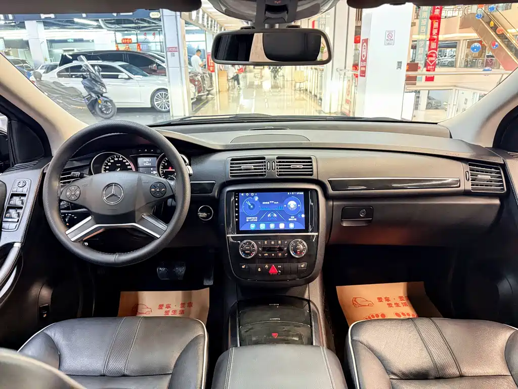 Mercedes-Benz R-Class — миниатюра 7