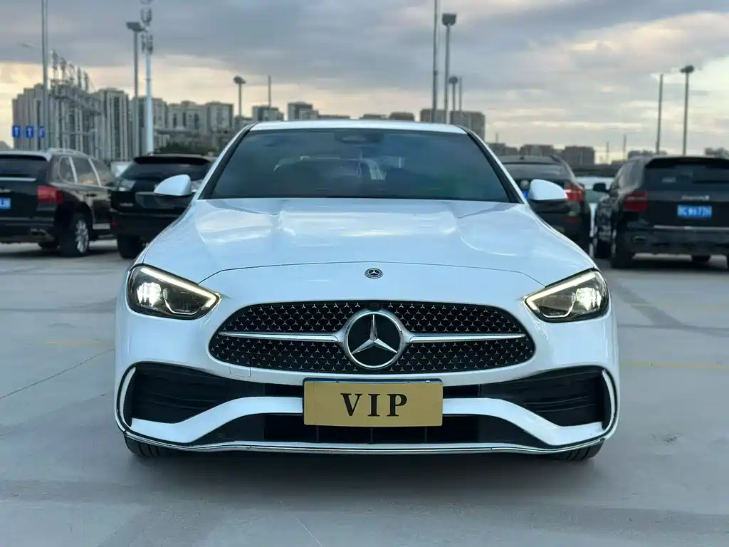 Mercedes-Benz C-Class — миниатюра 2