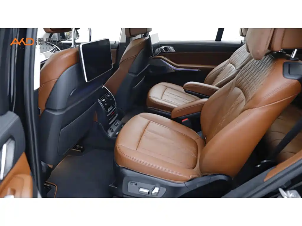 BMW X7 — миниатюра 7