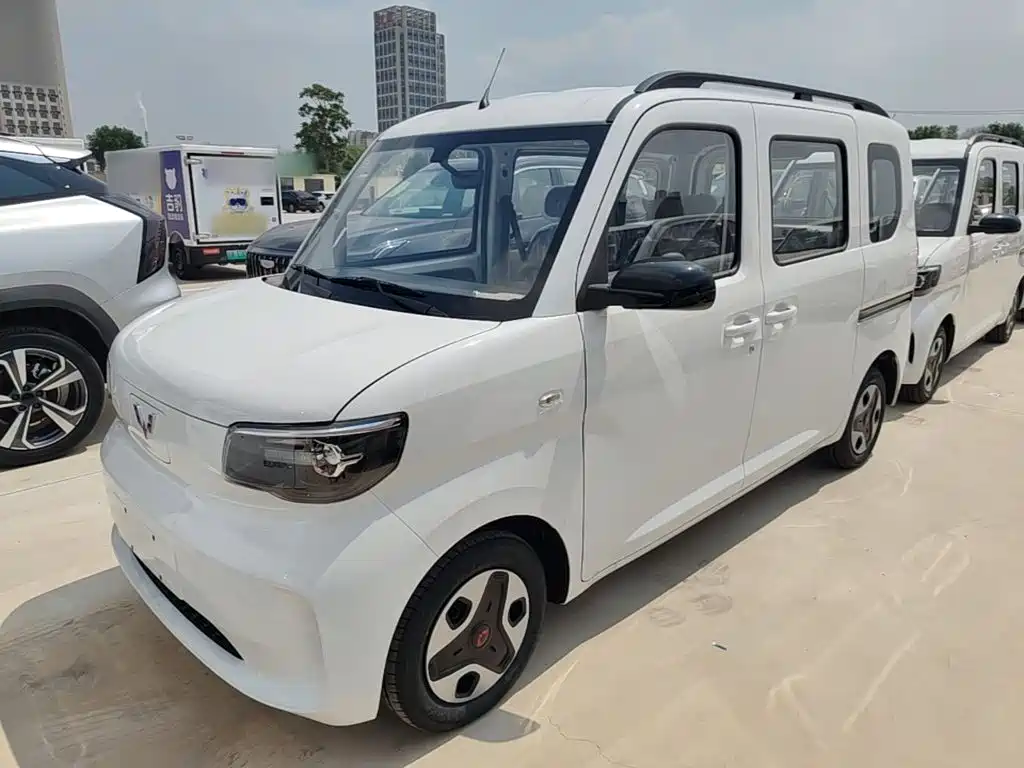 Wuling Zhiguang EV — миниатюра 2