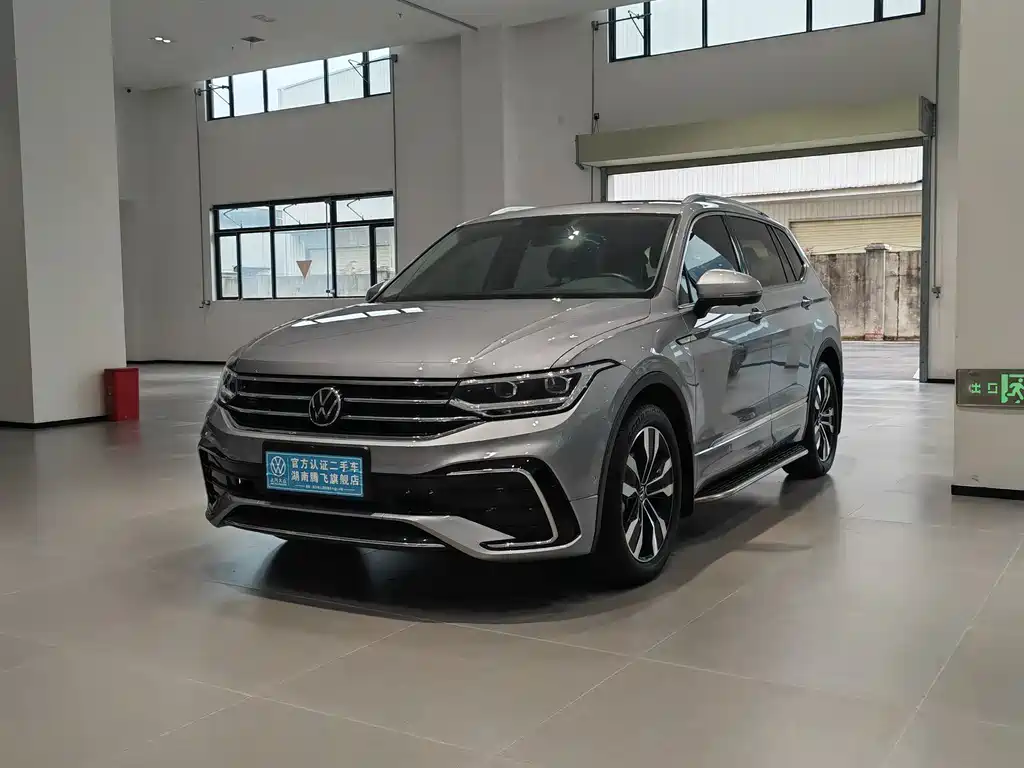 Volkswagen Tiguan L 2022
