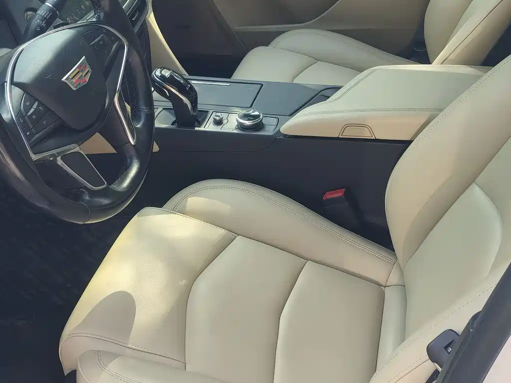 Cadillac CT6 2021 28T Fashion