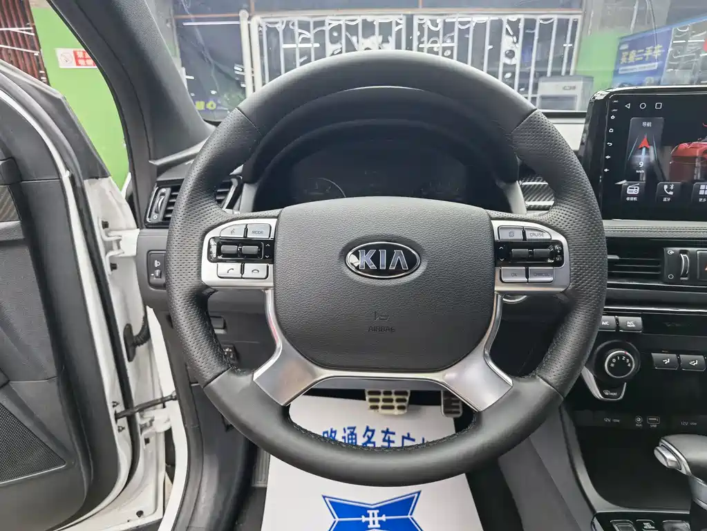 Kia KX7 — миниатюра 10