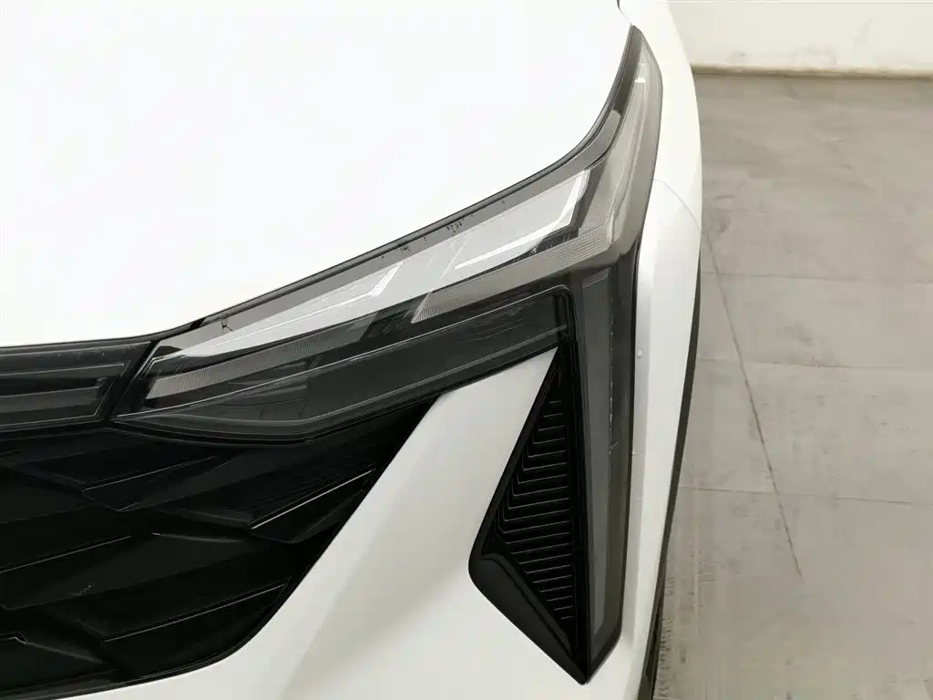 GEELY AUTOMOBILE BOYUE