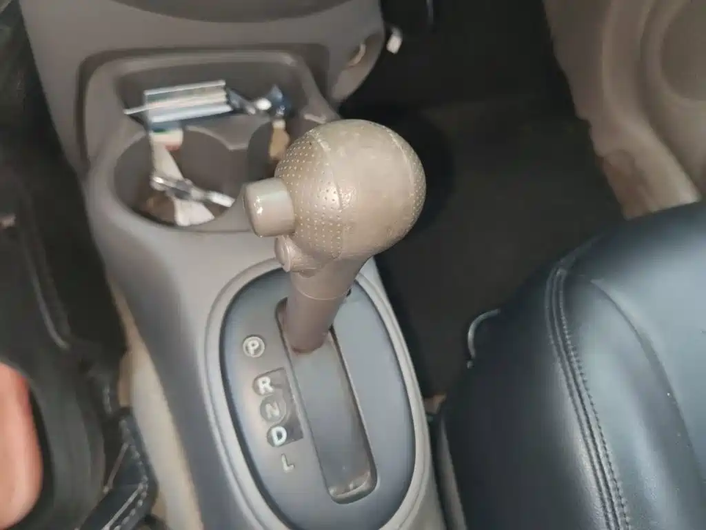 Nissan Sunny — миниатюра 10
