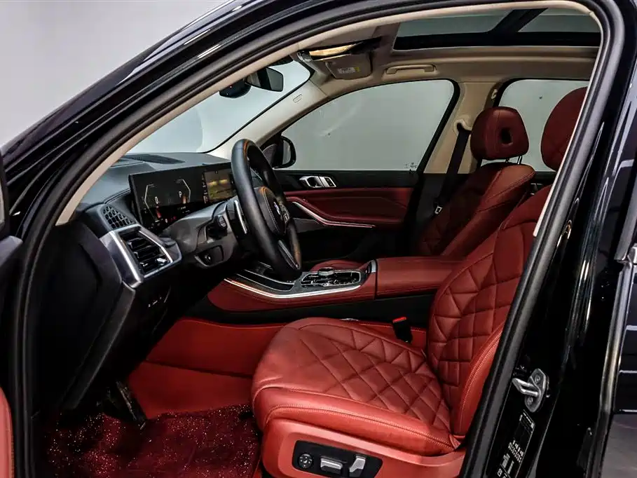 BMW X5 2023 xDrive 30Li Premium M Sport