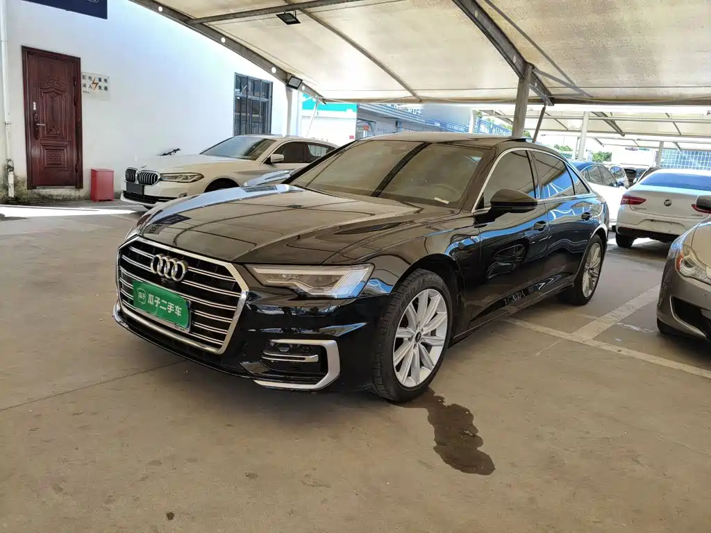 奥迪A6L 2024款 45 TFSI 臻选动感型 2024