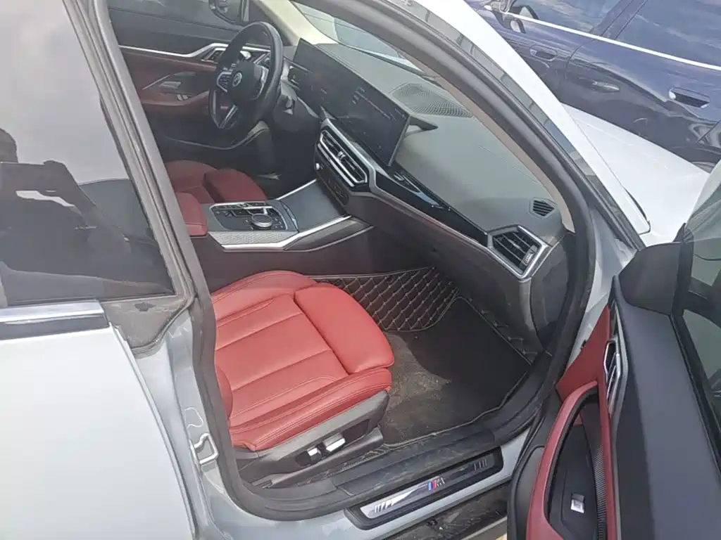 BMW i4 — миниатюра 9