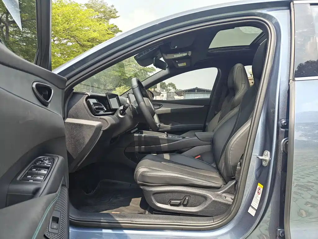 BYD SEAL 06 NEW ENERGY