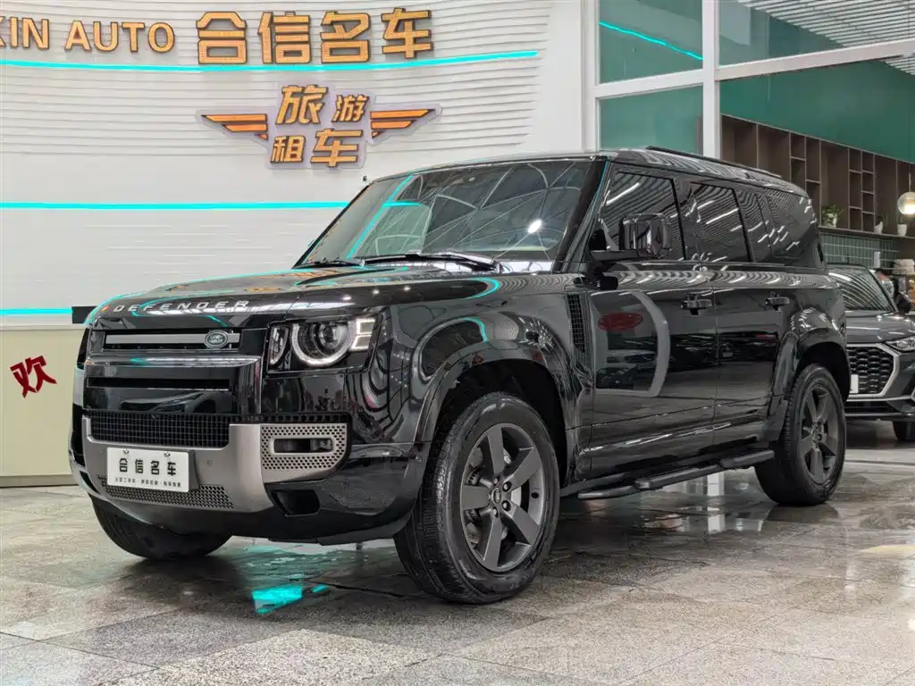 Land Rover Defender 2025