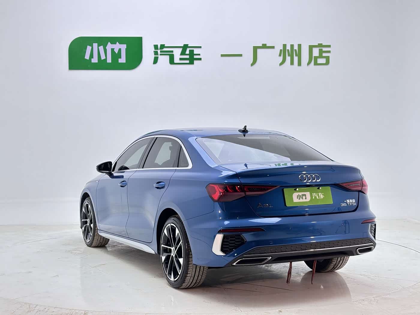 Audi A3 1.4 л 2022 г. Голубой, пробег 31000 км
