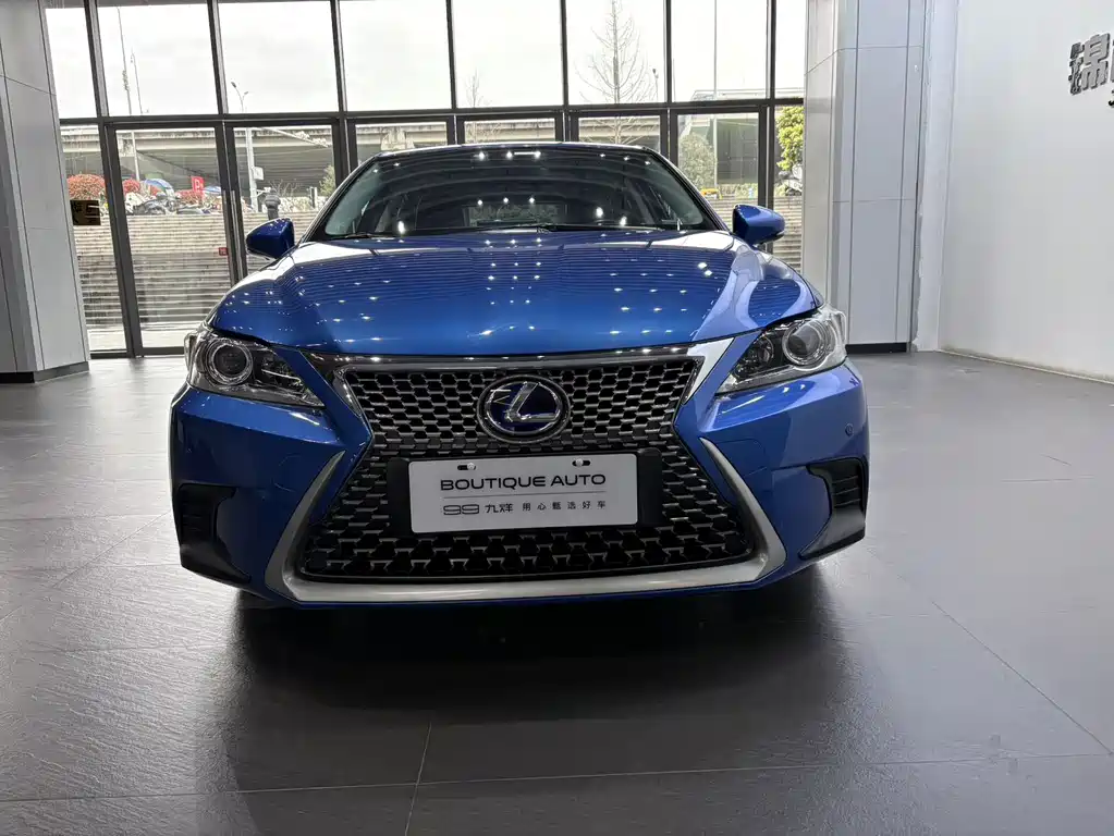 LEXUS CT