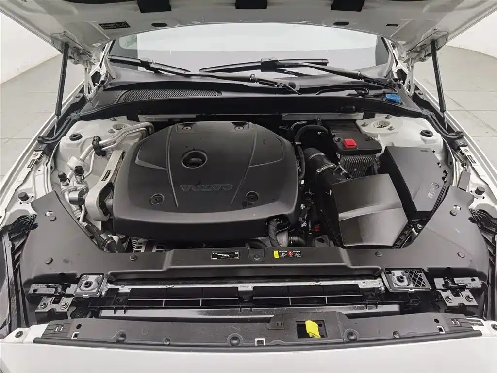 Volvo S60 2021 T4 Luxury