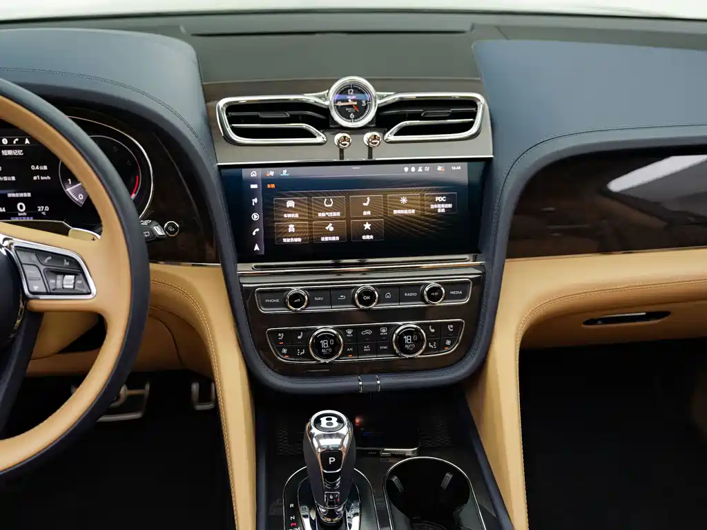 Bentley Bentayga — миниатюра 11