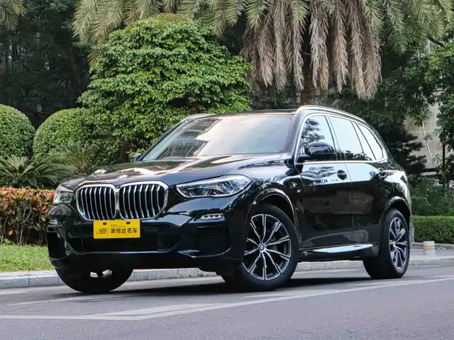 BMW X5 2021