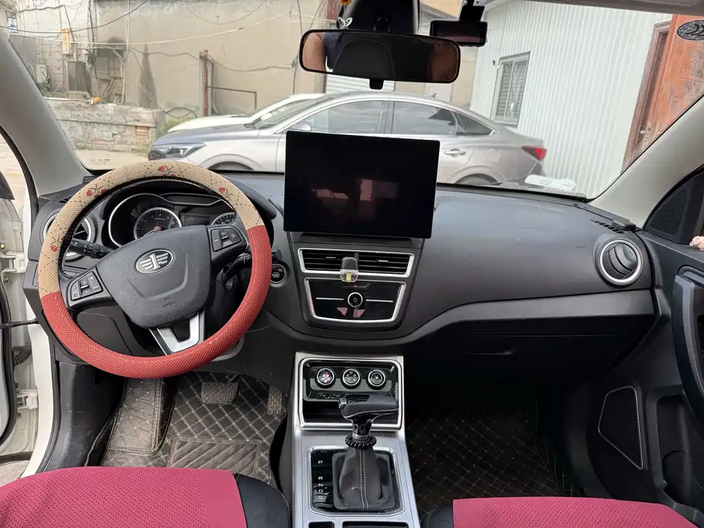 Bestune X40 — миниатюра 8