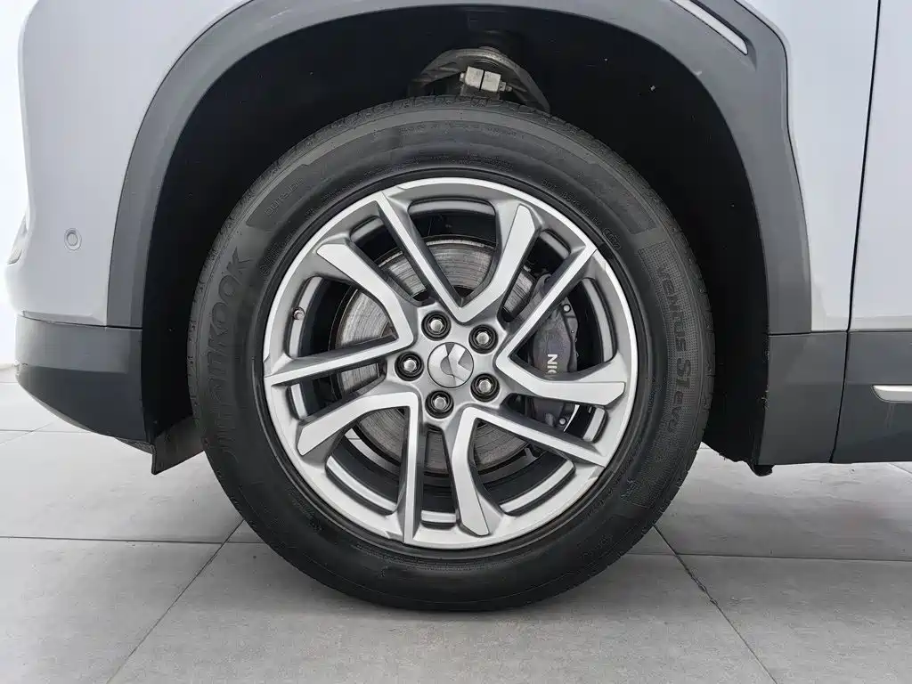 NIO ES6 — миниатюра 17