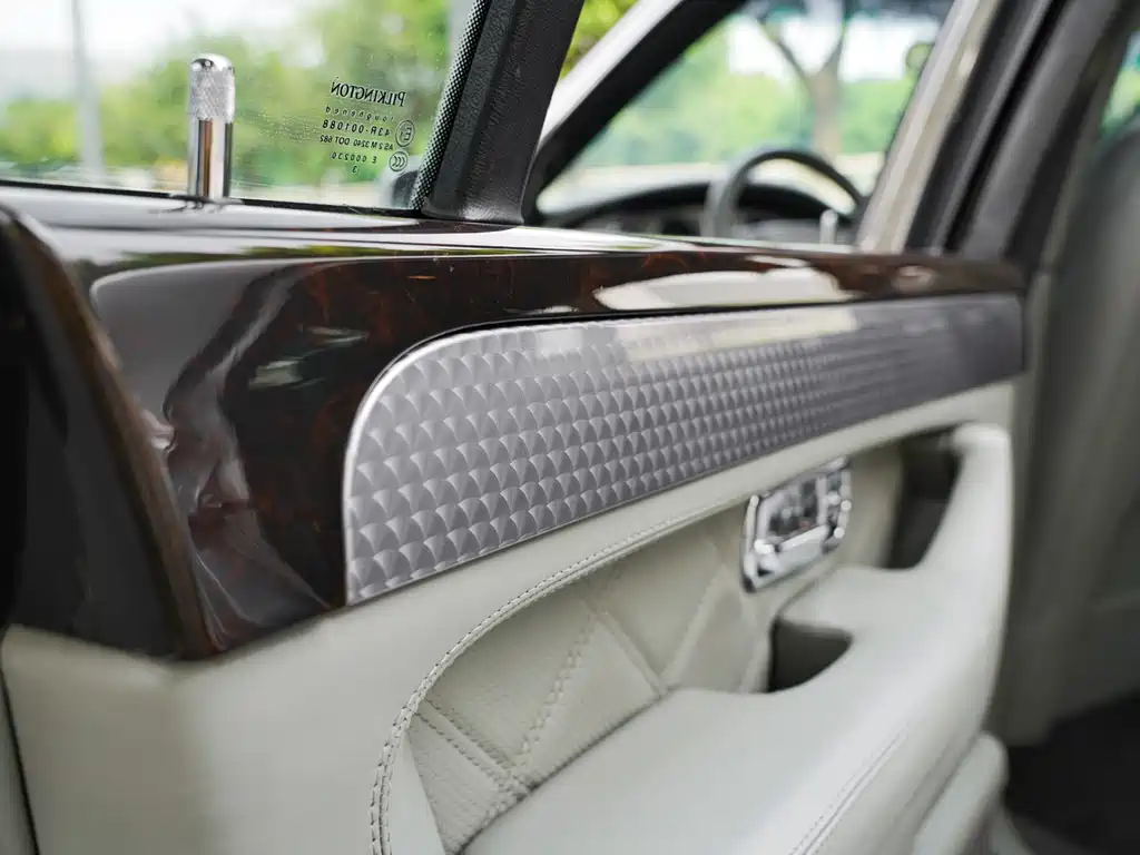 Bentley Elegance — миниатюра 48